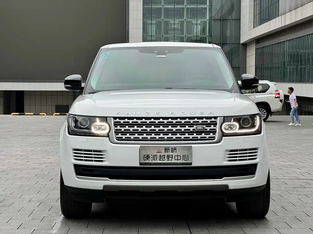 Land Rover Range Rover — миниатюра 2