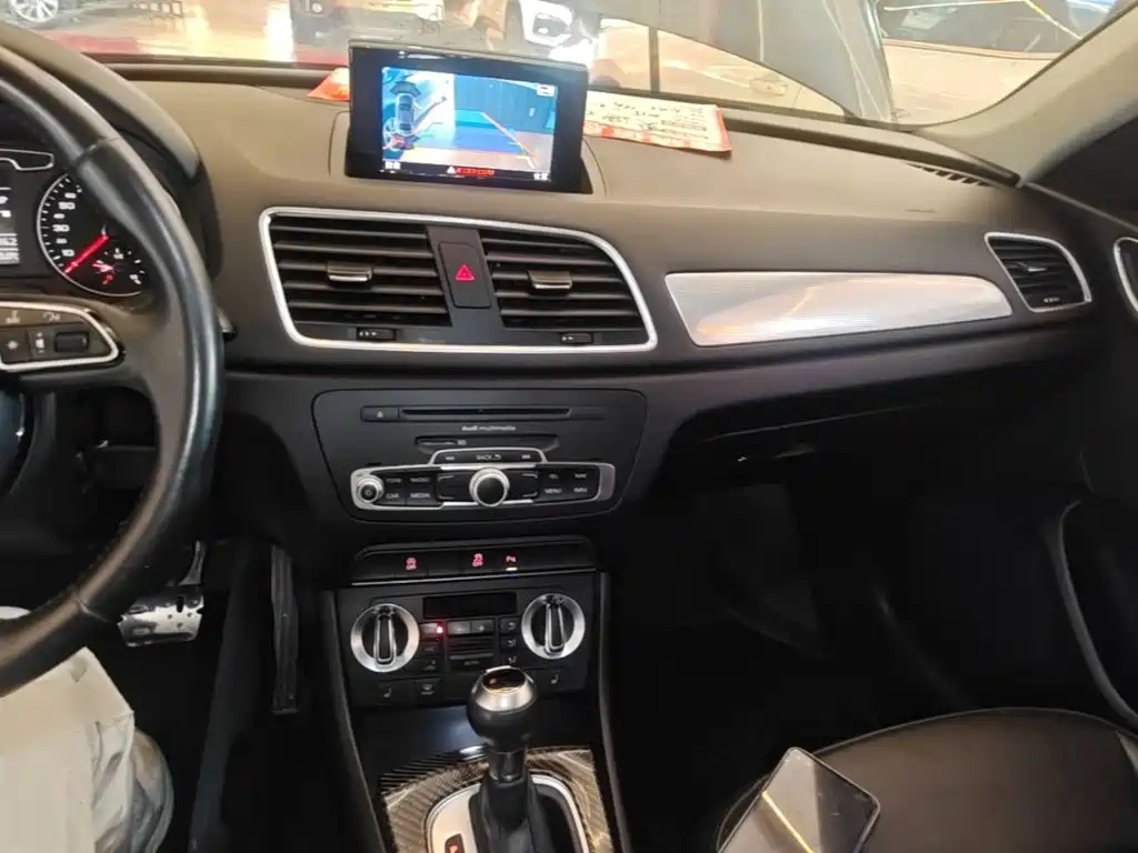 Audi Q3 — миниатюра 10