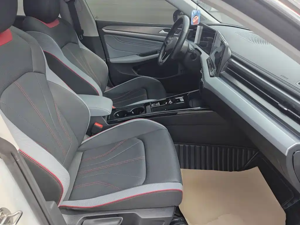 Volkswagen Lamando — миниатюра 25