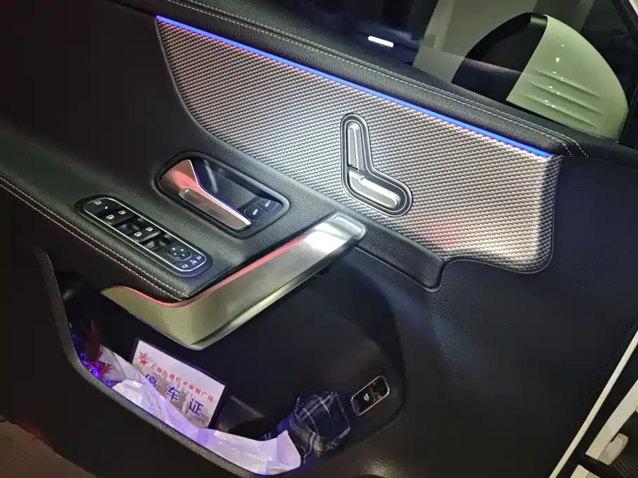 Mercedes-Benz A-Class — миниатюра 7