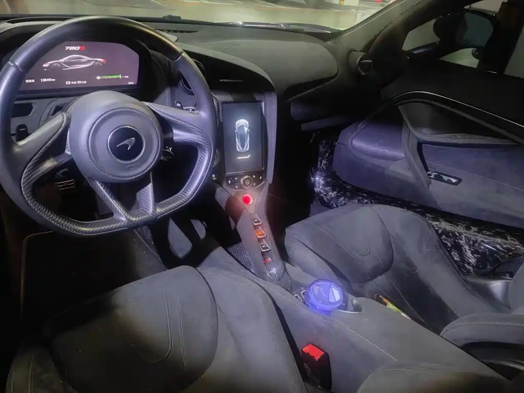 McLaren 720S — миниатюра 2