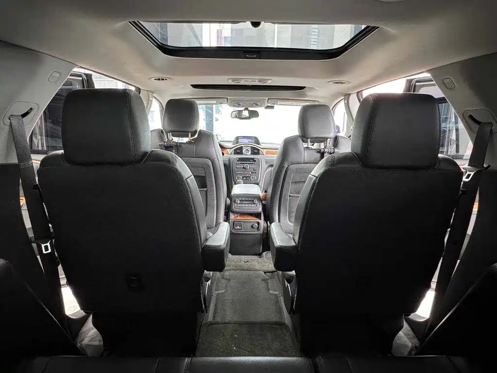Buick Enclave — миниатюра 12