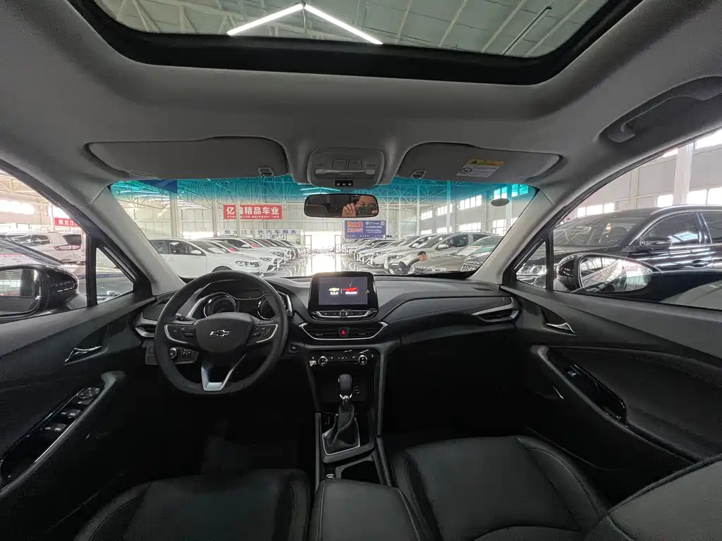 Chevrolet Volando — миниатюра 5