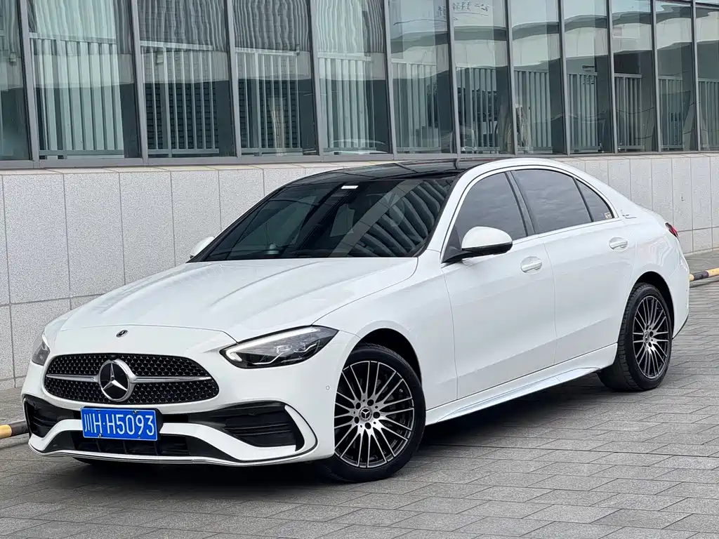 Mercedes-Benz C-Class 2024