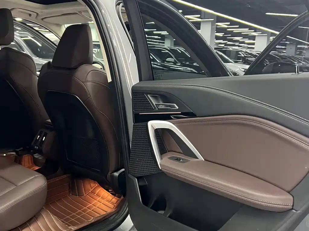 BMW X1 — миниатюра 9