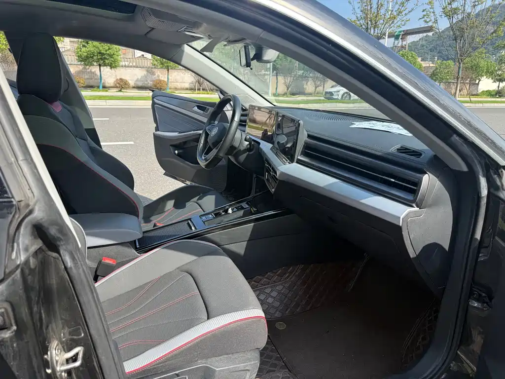 Volkswagen Lamando — миниатюра 12
