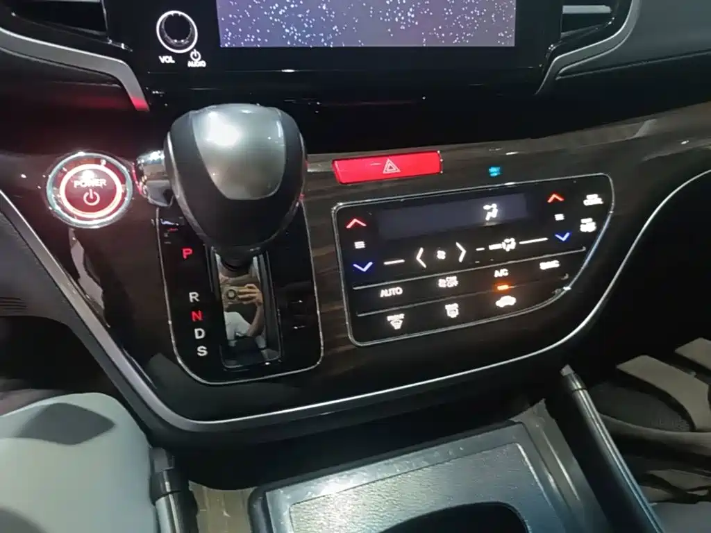Honda Odyssey — миниатюра 14
