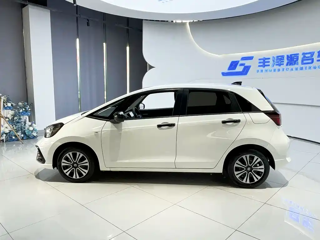 Honda Fit — миниатюра 3