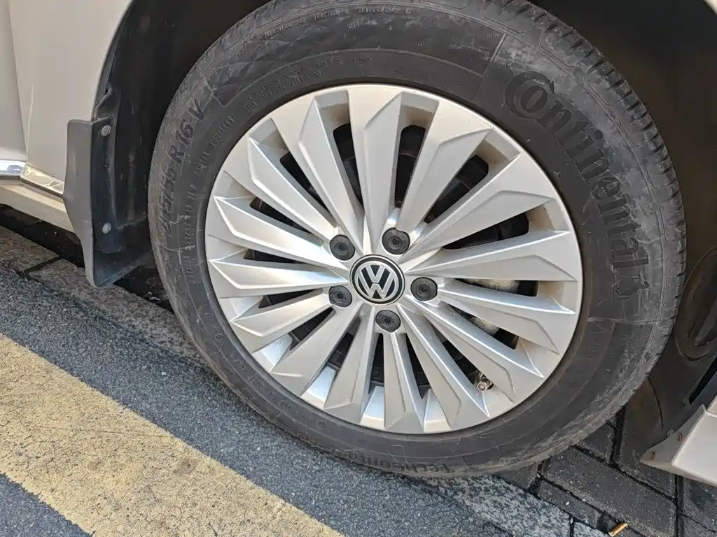Volkswagen Lavida — миниатюра 8