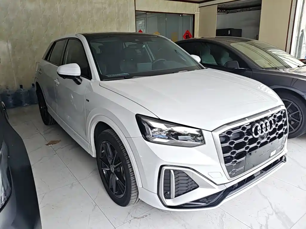 Audi Q2L — миниатюра 4