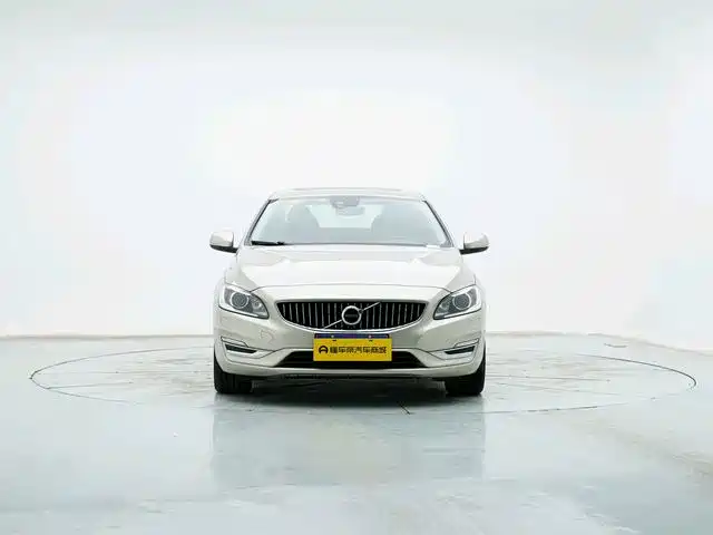 Volvo S60 — миниатюра 4