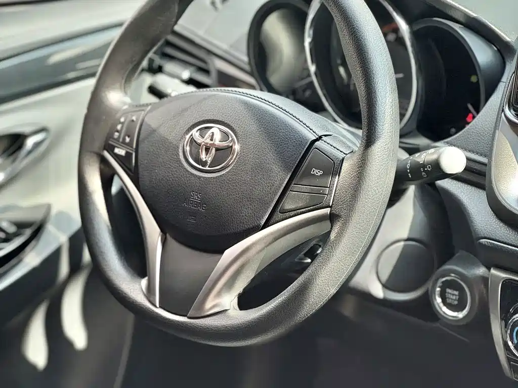 Toyota Yaris L — миниатюра 15