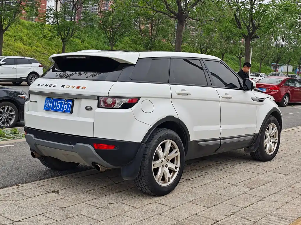 Land Rover Range Rover Evoque 2014 2.0T 5