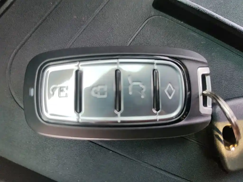 Changan UNI-T — миниатюра 9