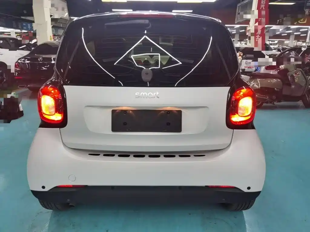 smart Smart Fortwo — миниатюра 6