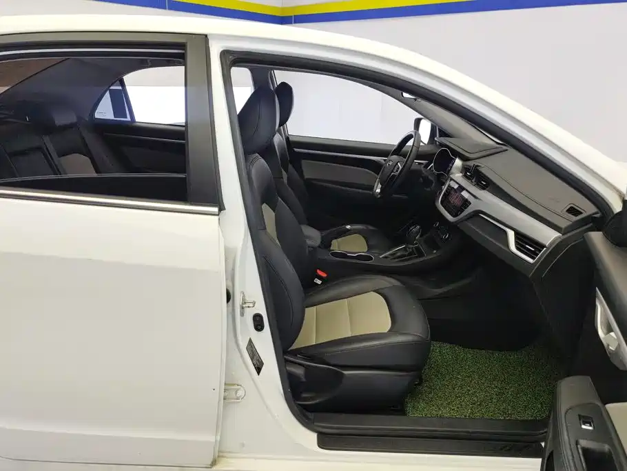Geely Vision — миниатюра 8