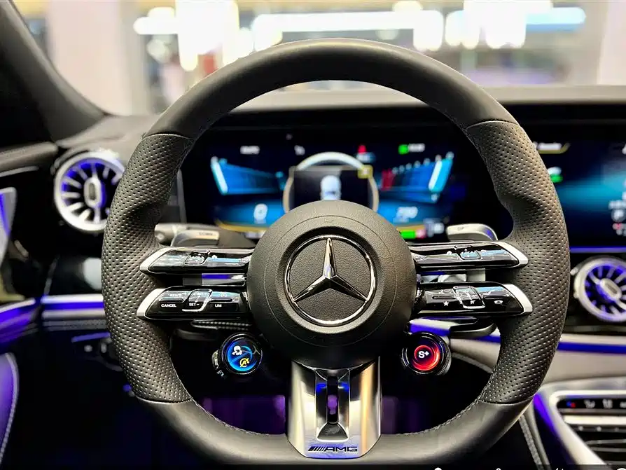 MERCEDES-BENZ AMG GT