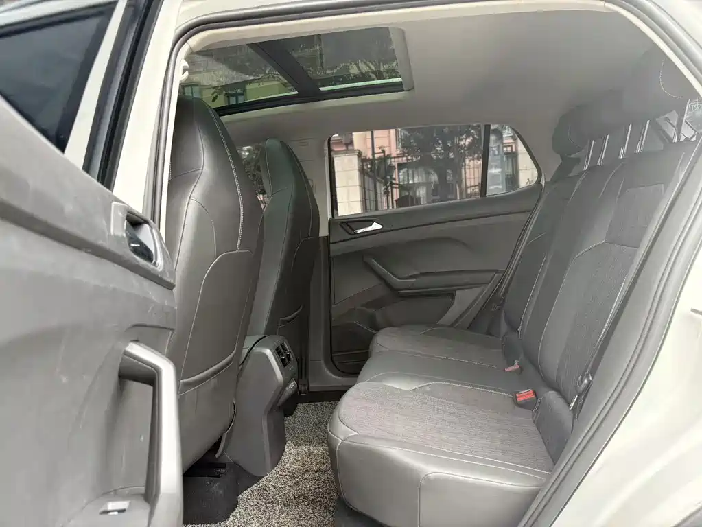 Volkswagen T-Cross — миниатюра 14