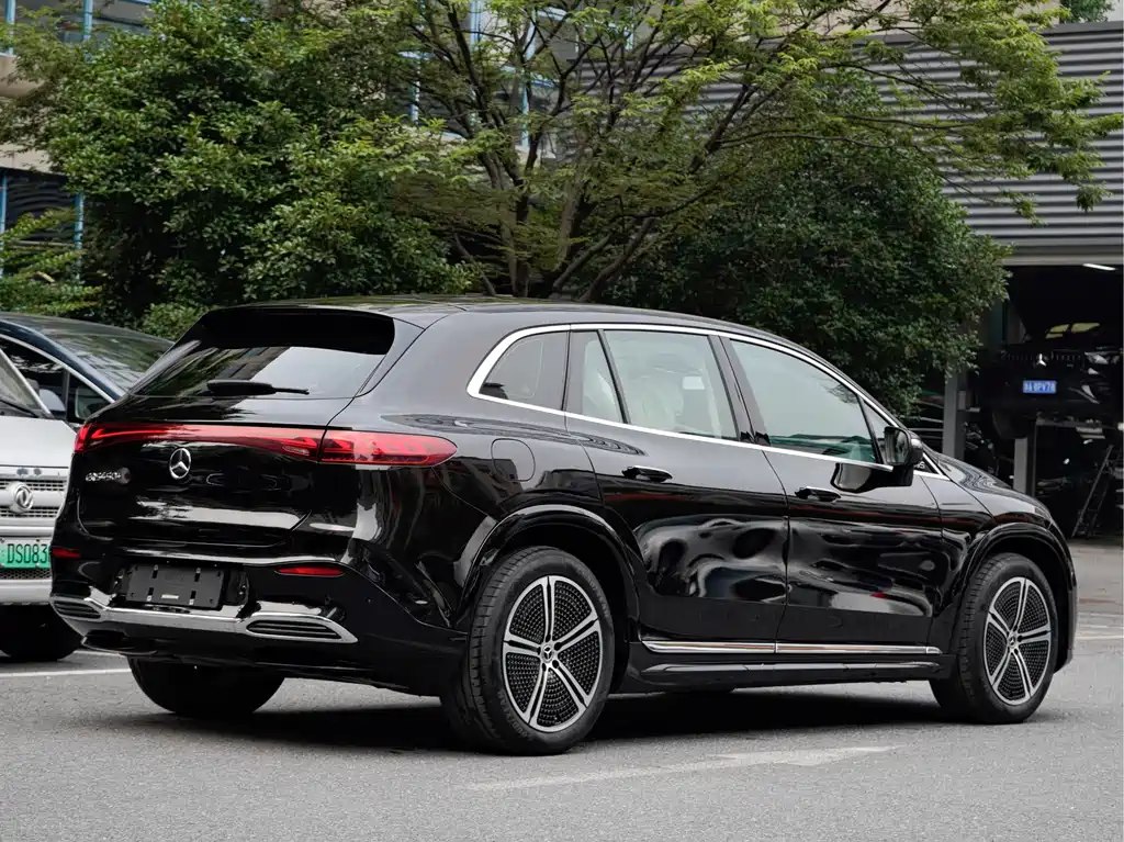 Mercedes-Benz EQS SUV 2023 450+
