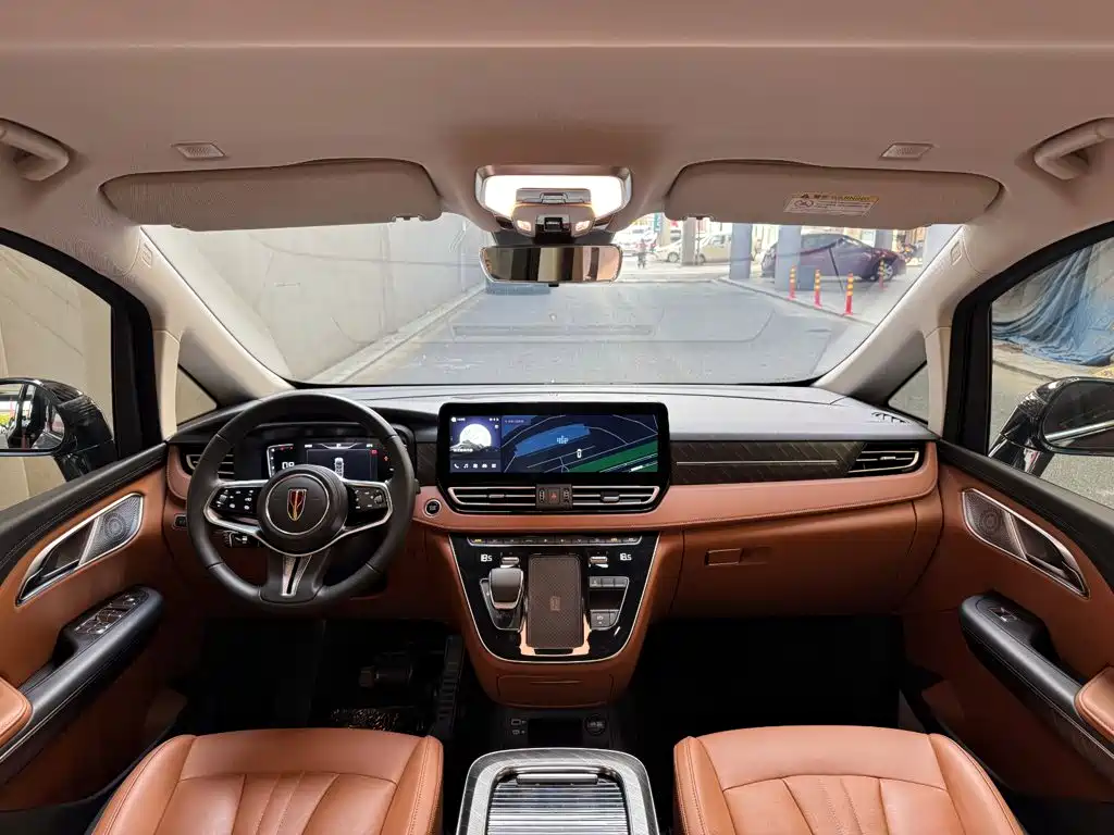 Hongqi Hongqi HQ9 — миниатюра 11