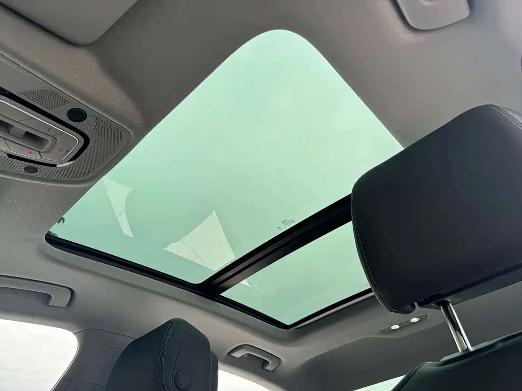 Audi A4L — миниатюра 8