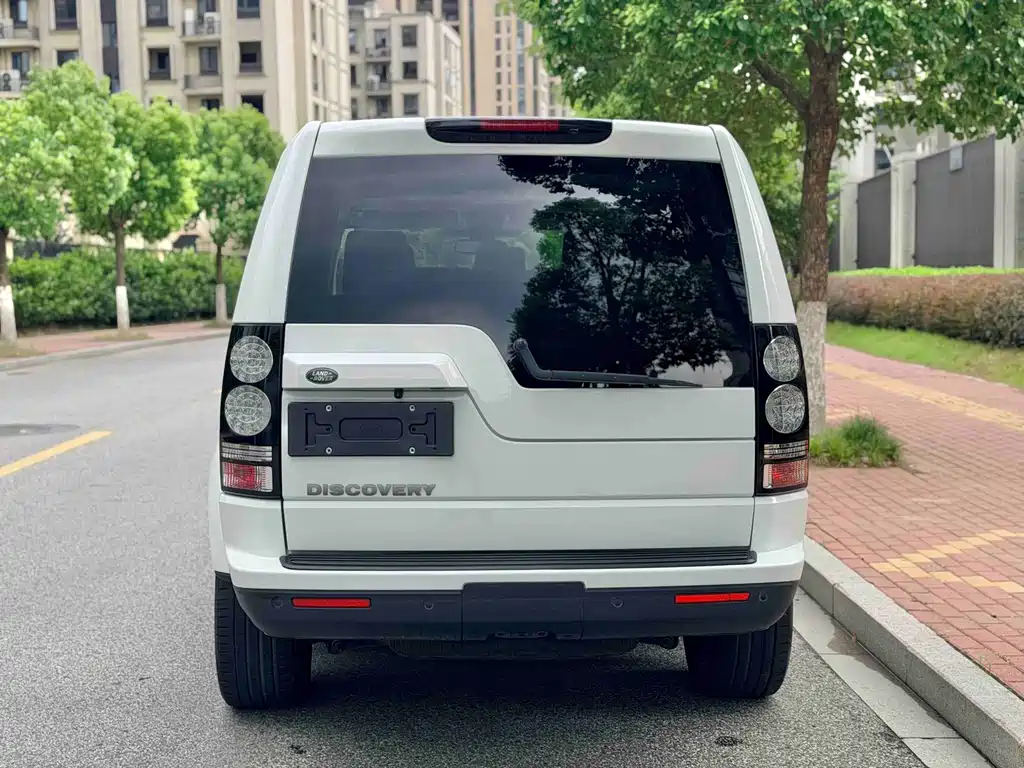Land Rover Discovery — миниатюра 13