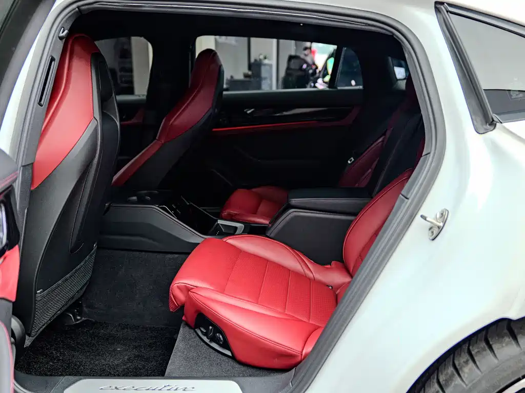 Porsche Panamera — миниатюра 12