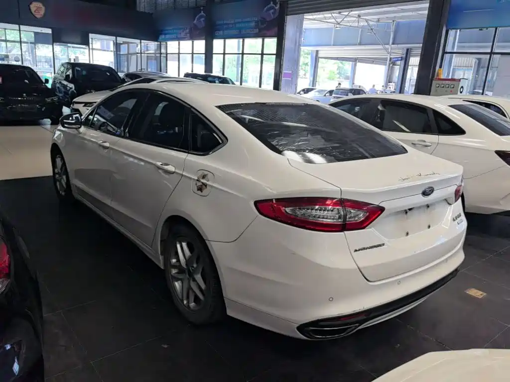 Ford Mondeo — миниатюра 5