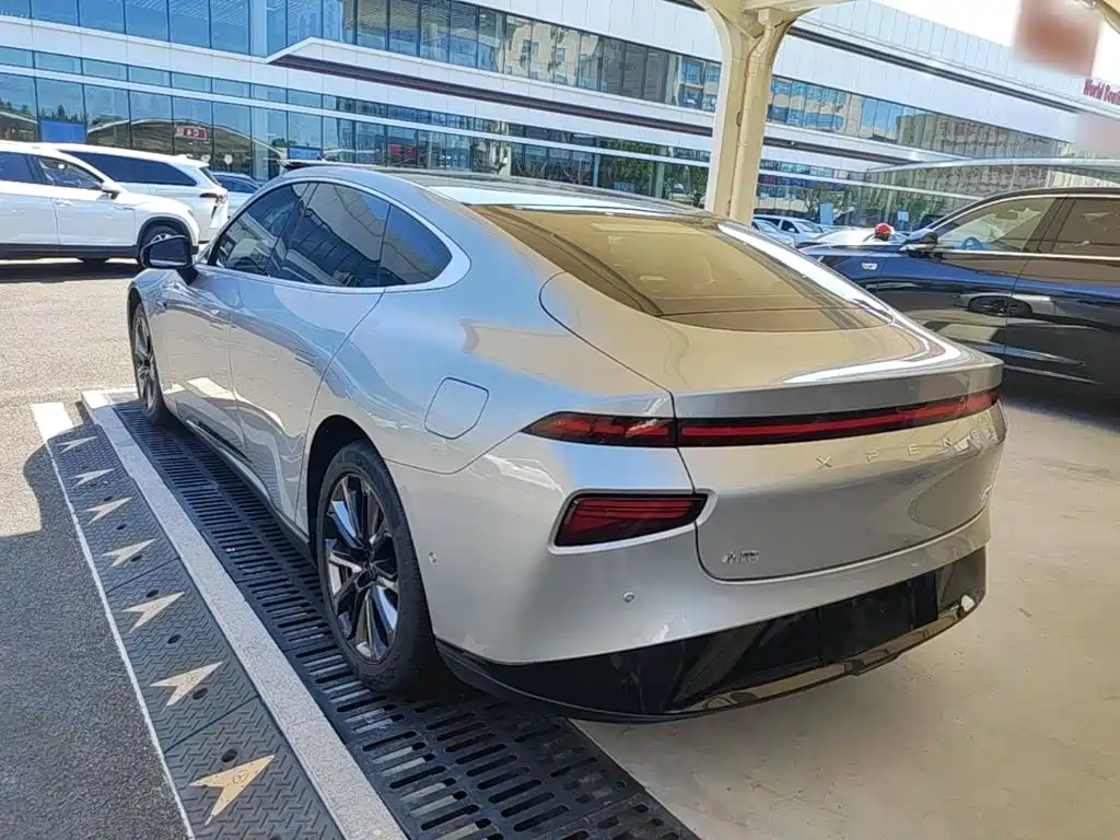 XPeng P7 — миниатюра 5