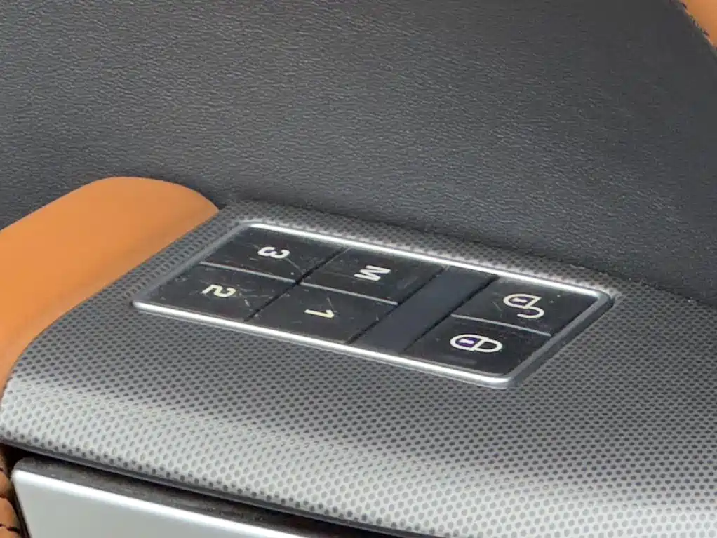Land Rover Sport — миниатюра 18