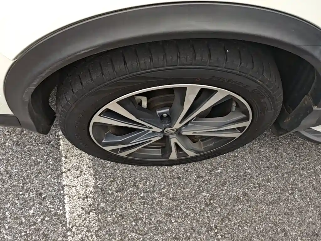 Nissan Qashqai — миниатюра 25
