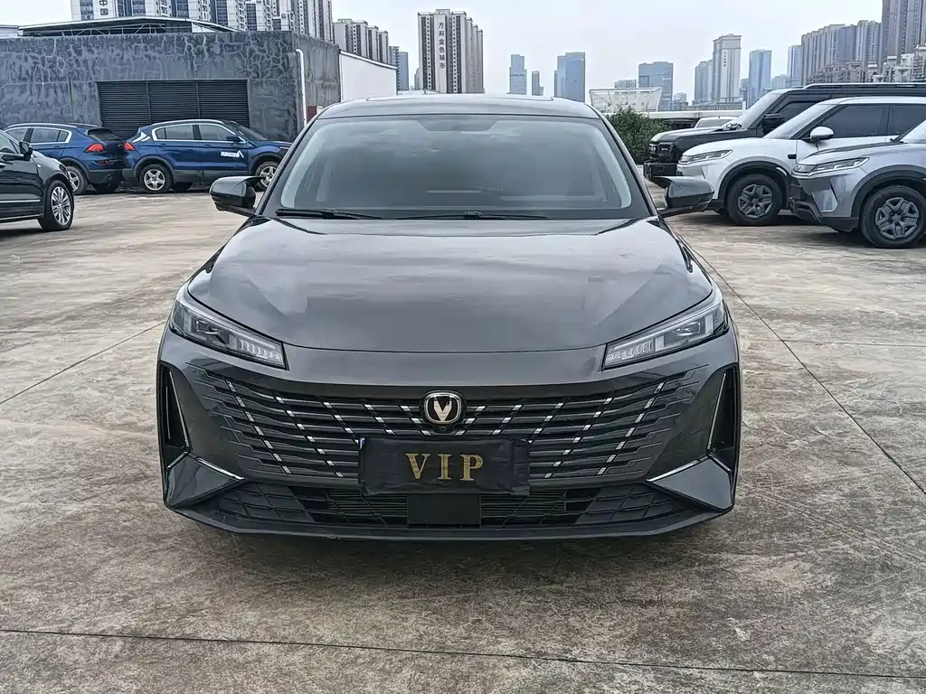 Changan Eado — миниатюра 2