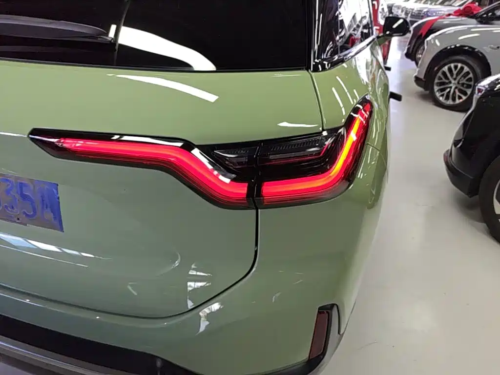 NIO ES6 — миниатюра 8