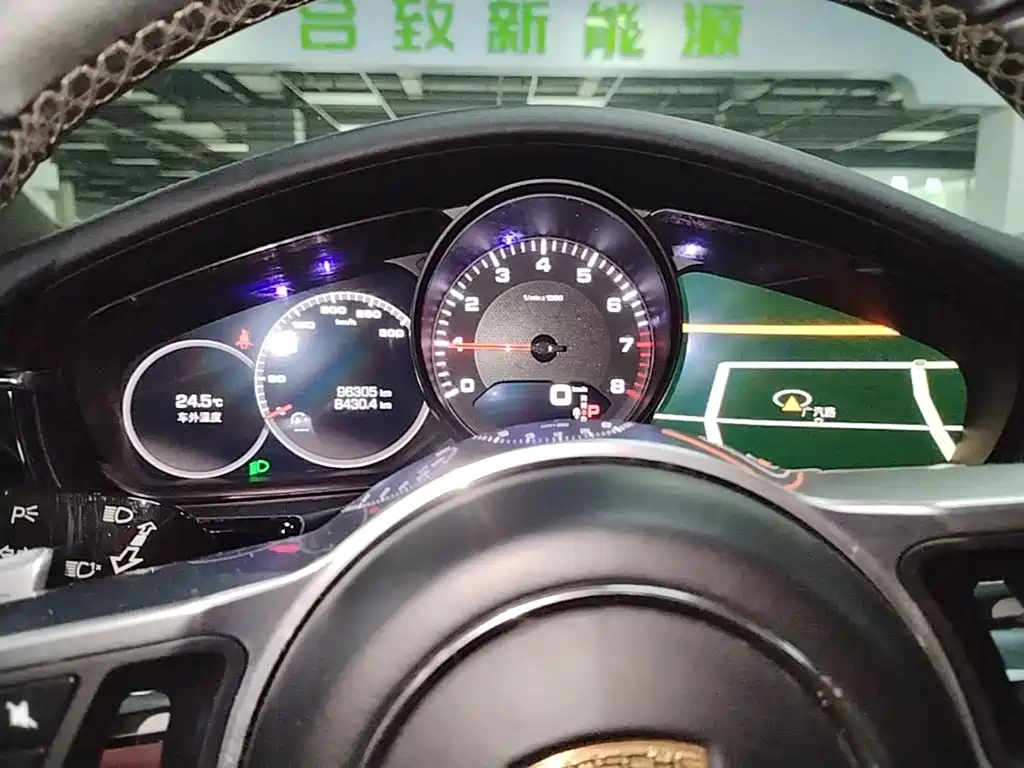 Porsche Panamera — миниатюра 12