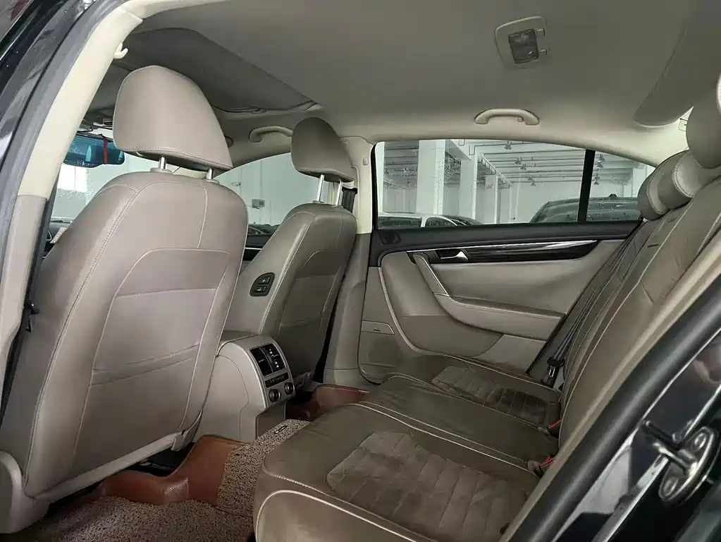 Volkswagen Magotan — миниатюра 5