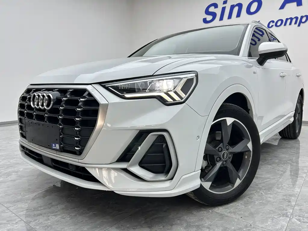 Audi Q3 2022 35 TFSI Fashion