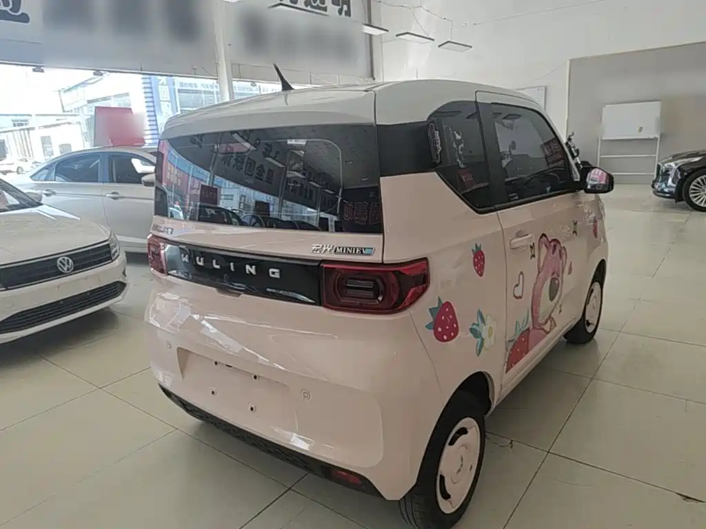 Wuling MINIEV — миниатюра 7