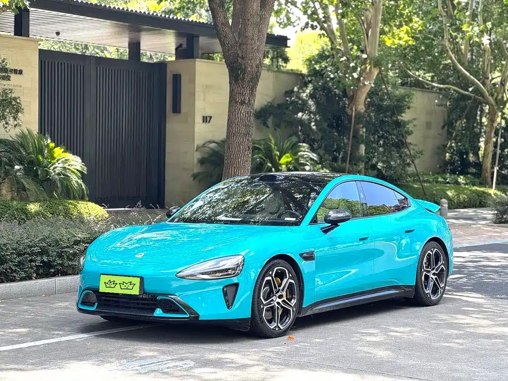 Xiaomi SU7 2025