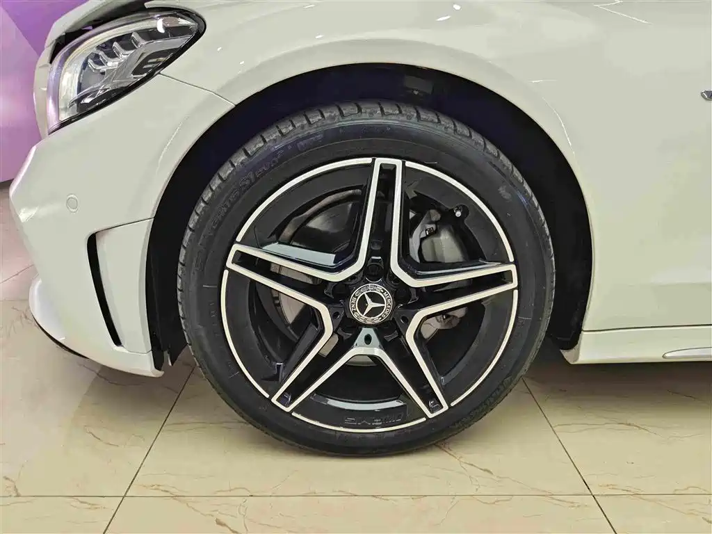 Mercedes-Benz C-Class — миниатюра 7