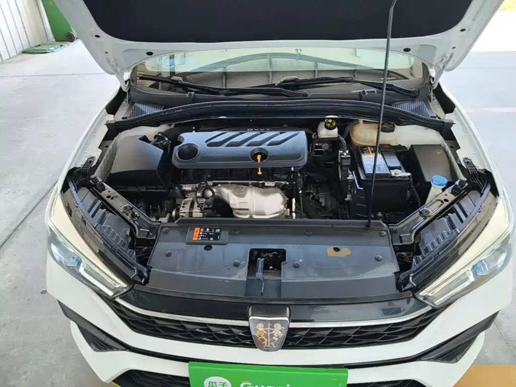 Roewe i5 — миниатюра 20