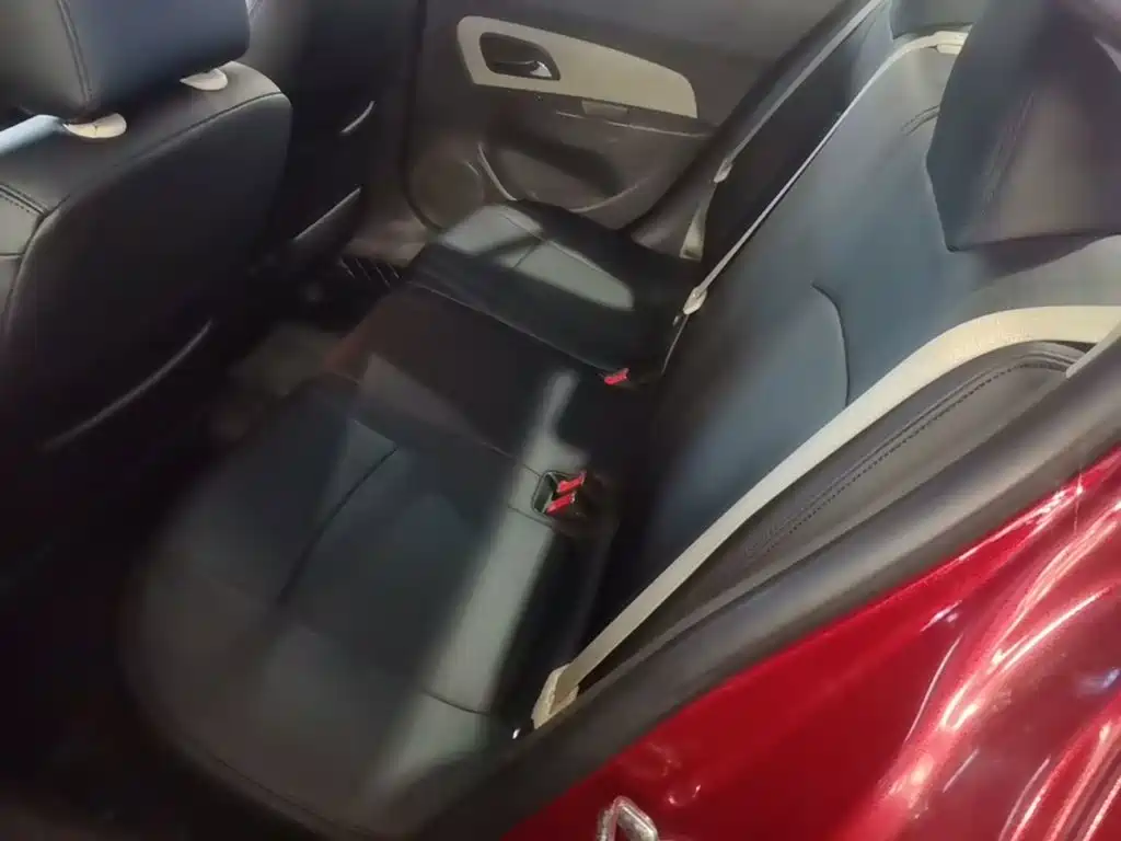 Chevrolet Cruze — миниатюра 17