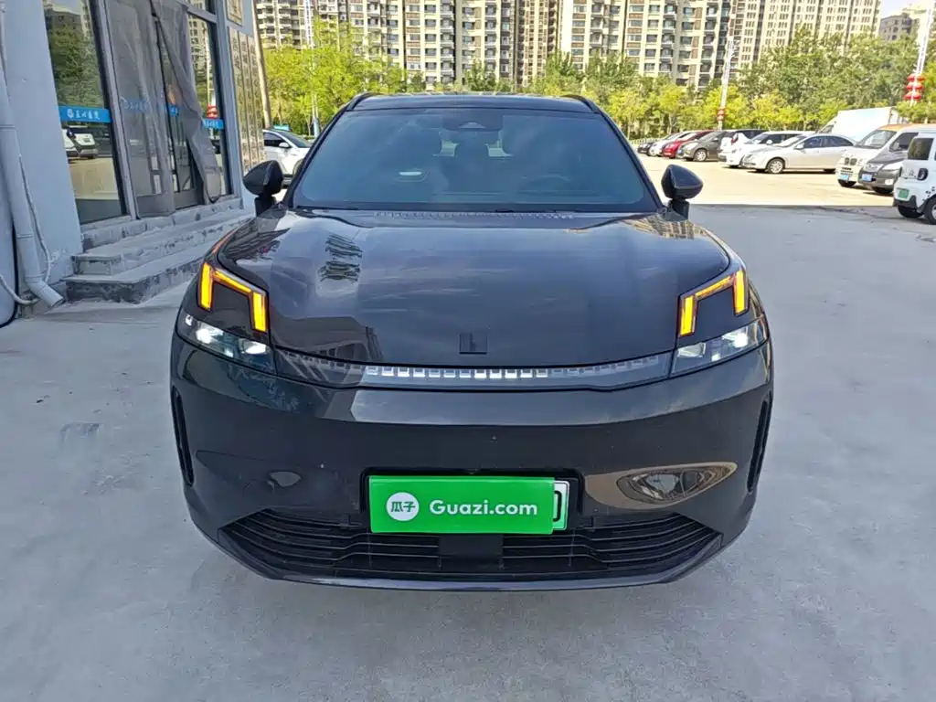 Lynk & Co 08 EM-P — миниатюра 3