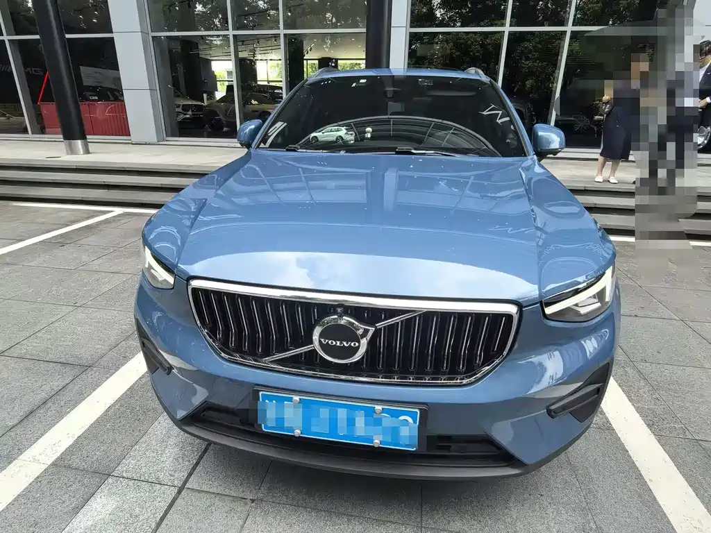Volvo XC40 — миниатюра 2