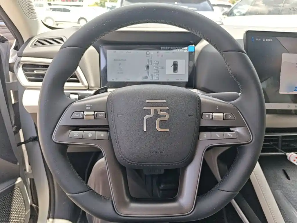 BYD Yuan UP — миниатюра 11