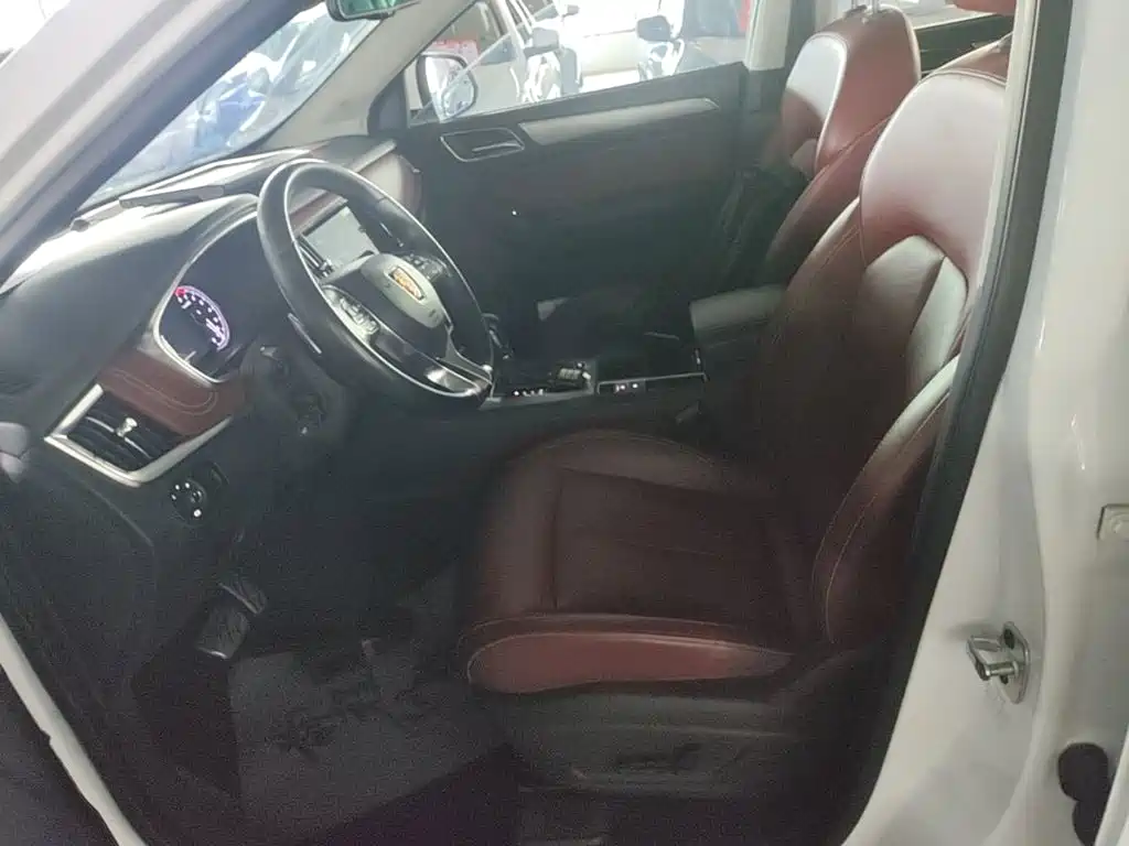 Roewe RX5 — миниатюра 15