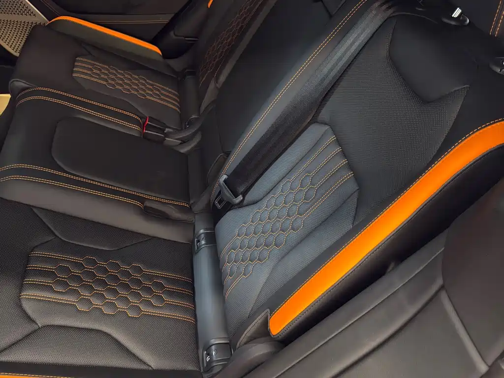 Lamborghini Urus SE — миниатюра 11