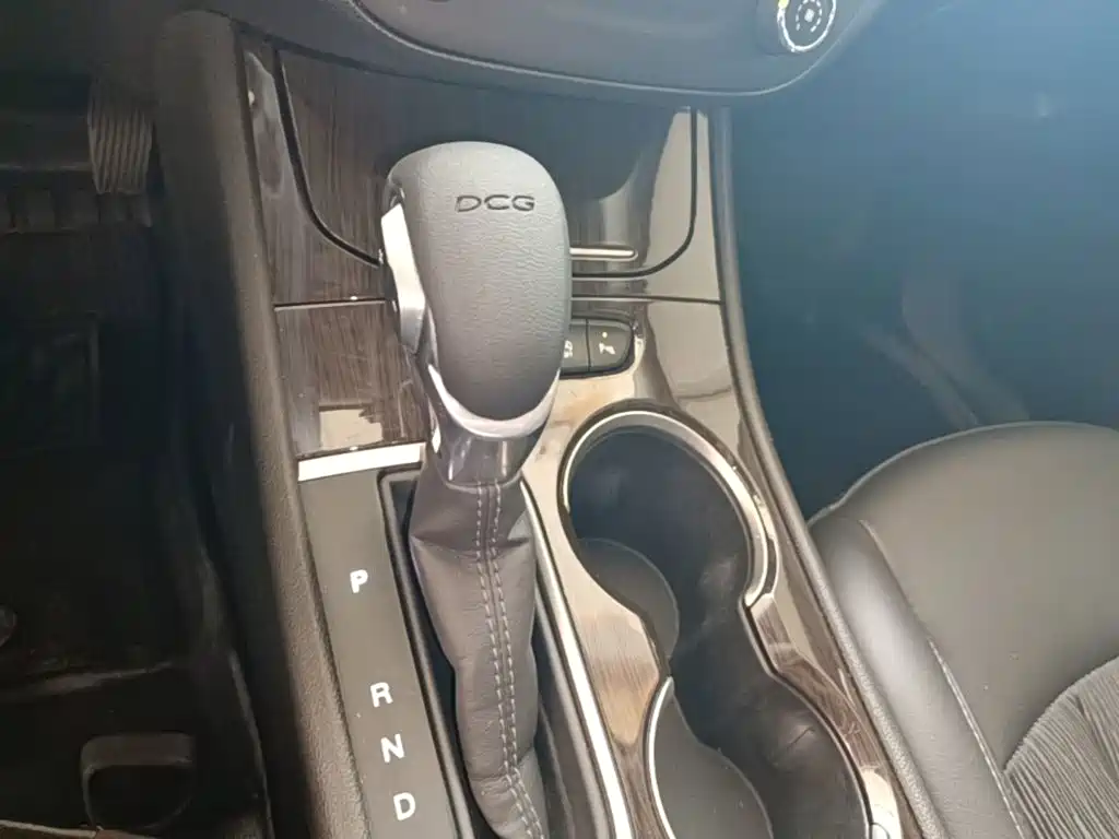 Buick Verano — миниатюра 14