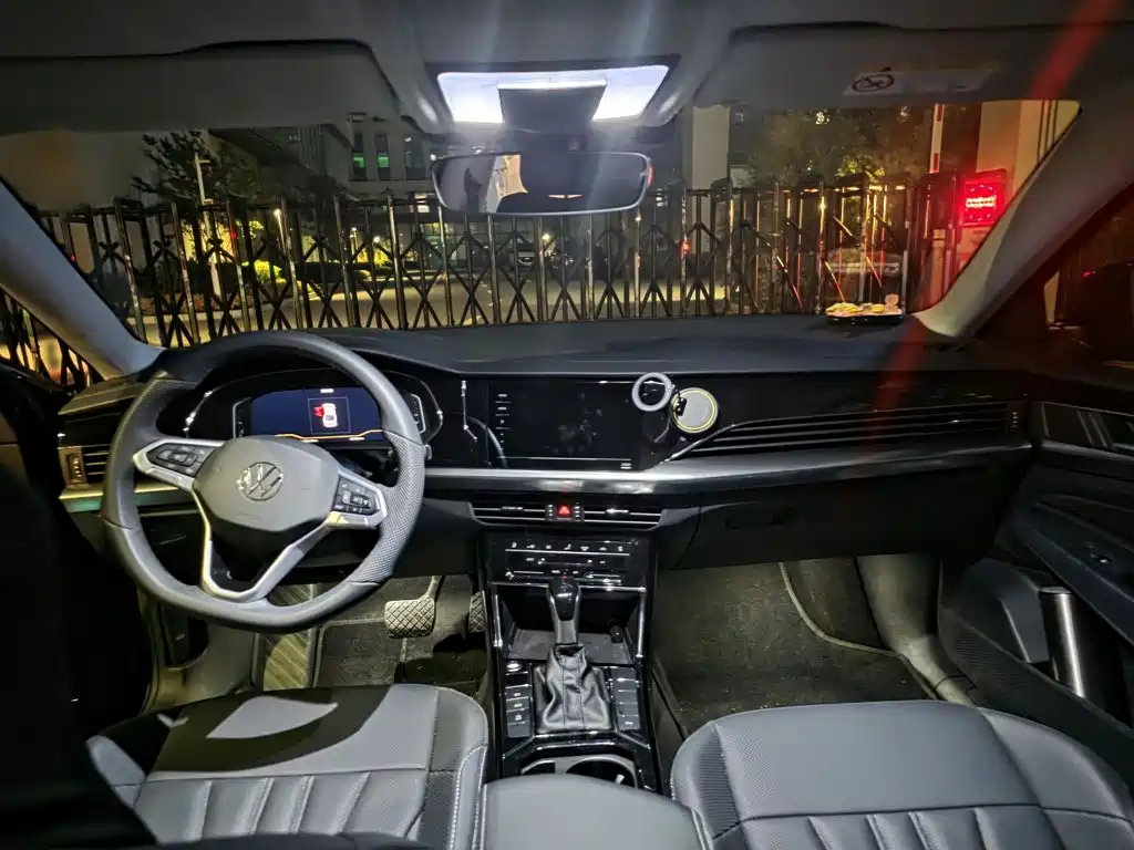 Volkswagen Passat — миниатюра 10