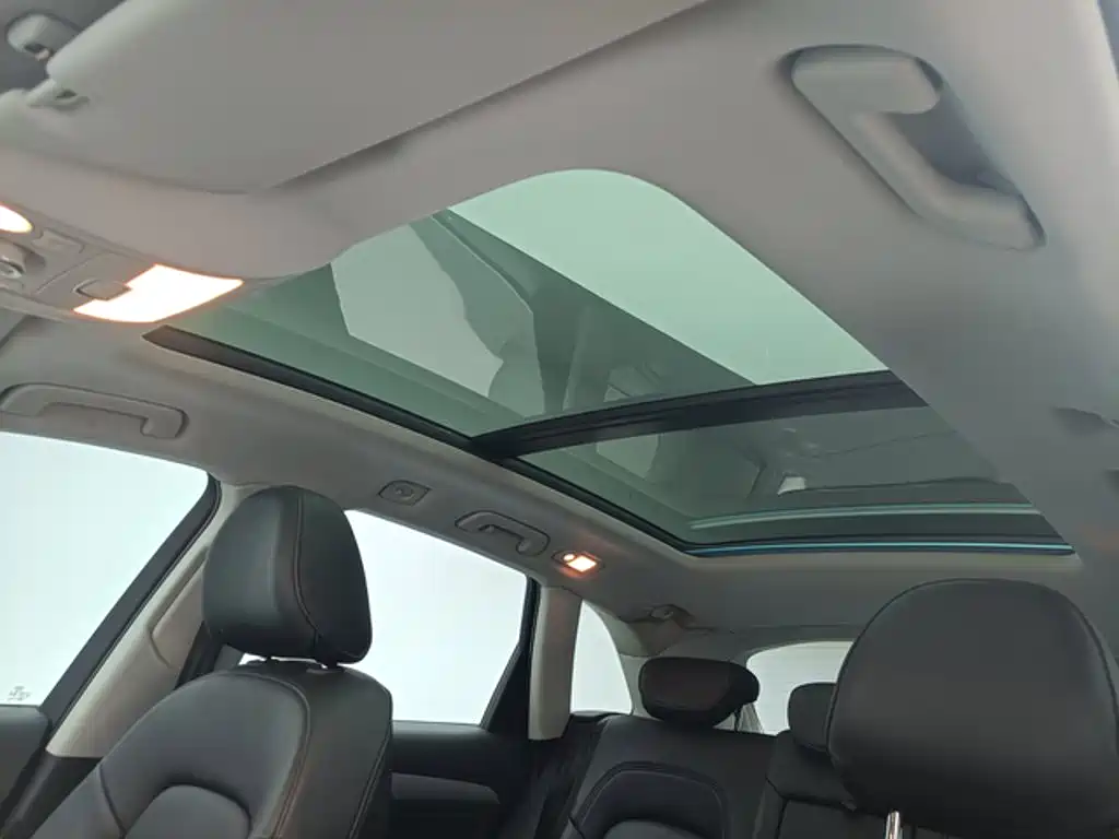 Audi Q5 — миниатюра 8