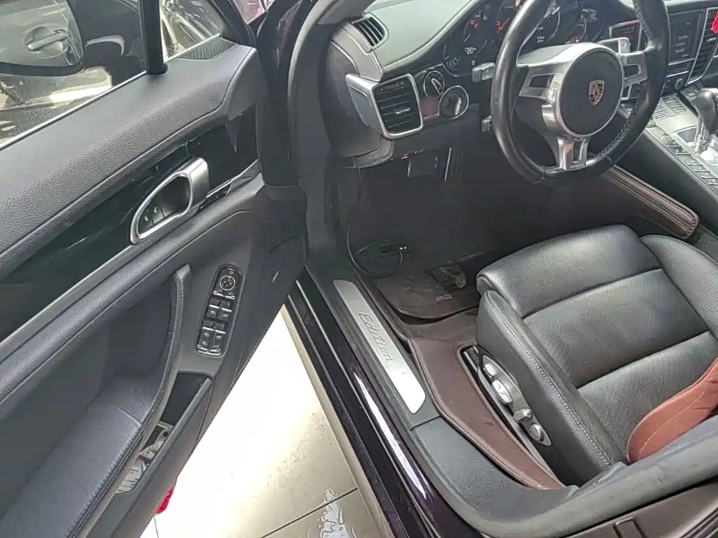 Porsche Panamera — миниатюра 23